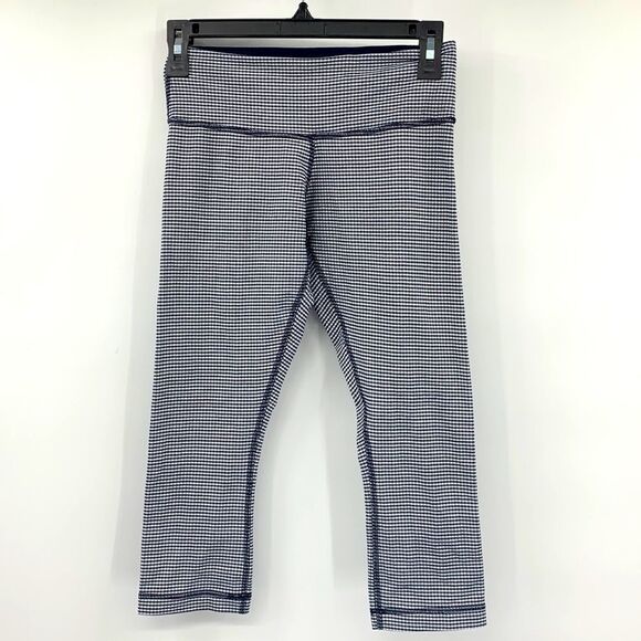Lululemon Capri Navy & White Sz‎ 4 - Picture 1 of 6
